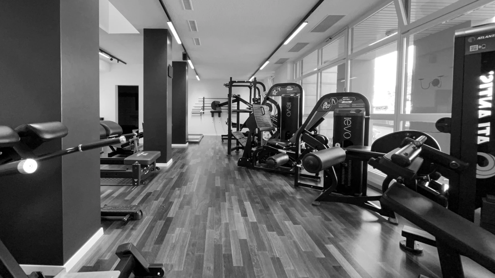 Die Trainingsfläche des semper fi Private Gyms.